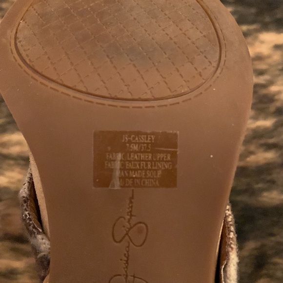 Super cute and chic Jessica Simpson Booties. - Picture 3 of 6